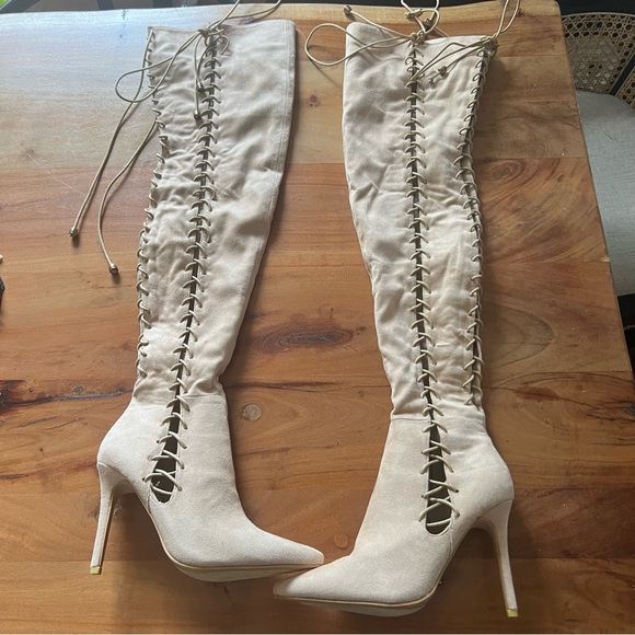 Cape Robbin Womens Suede Side Lace Up Over The Knee High Heel Boots size 8 - Picture 4 of 12